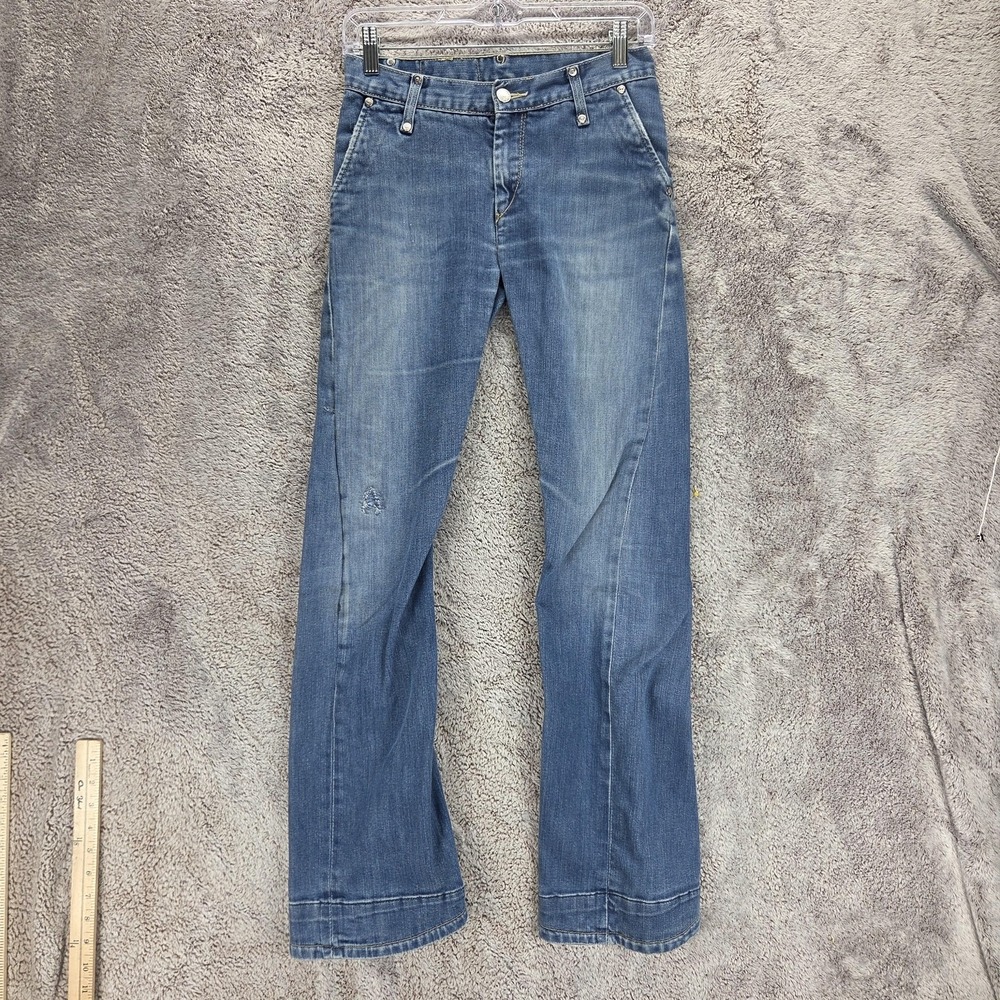 Vintage Levis Engineered Jeans Womens Blue Twisted Zip Fly Denim Fits 26x32